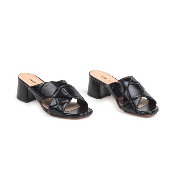 Mules δερμάτινα