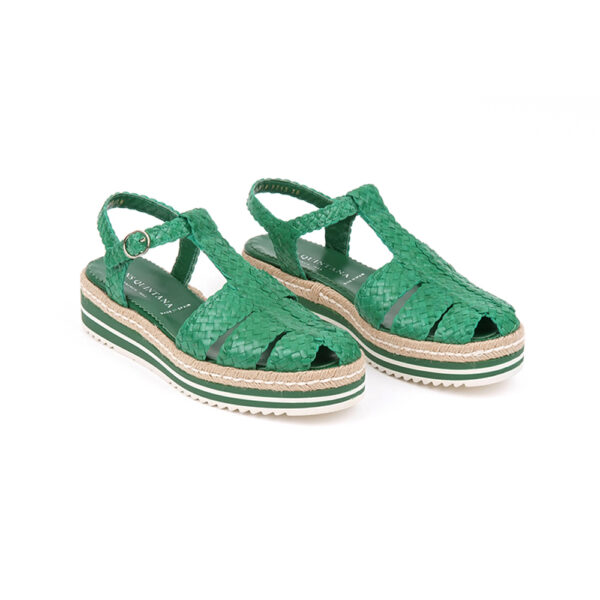 Πέδιλα δερμάτινα