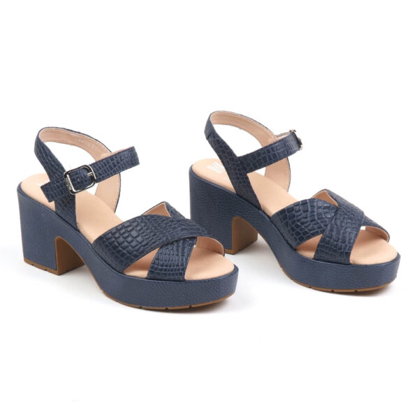 Πέδιλα δερμάτινα