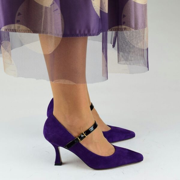 Γόβες δερμάτινες